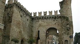 Mura di Fano - >Fano