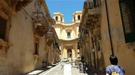 Chiesa di Montevergine (San Girolamo) - >Noto