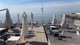 Blunt Beach Club - >Genoa