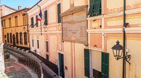 Borgo antico - >Diano Castello