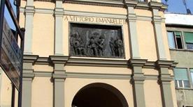Arco della Torre dell'Orologio - >Moncalieri