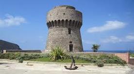 Torre del Porto - >Capraia Isola
