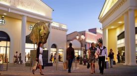 Castel Romano Designer Outlet Village, Roma - >Roma