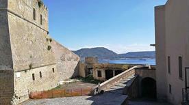 Castello Aragonese di Baia - >Bacoli
