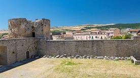 Castello del Balzo - >Venosa