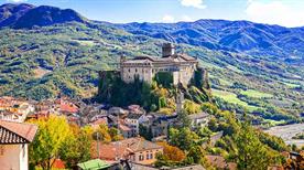 Castello di Bardi - >Bardi