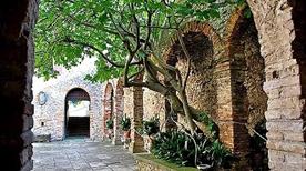 Castello di Montebello - >Torriana