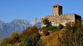 Castello di Zumelle - >Borgo Valbelluna