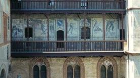 Casa Cavassa - Loggiato con affreschi Fatiche di Ercole - >Saluzzo