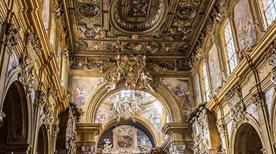 Chiesa di San Gregorio Armeno - >Naples