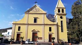 Chiesa di San Vincenzo - >Stromboli