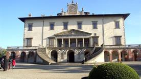 Villa Medicea - >Poggio a Caiano