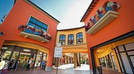 Val di Chiana Outlet Village - >Foiano della Chiana