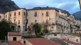 Castello o Palazzo Ducale - >Piedimonte Matese