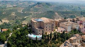 Castello Chiola - >Loreto Aprutino