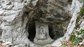 Eremo e Grotta del Salvatore - >Serino