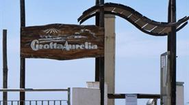 Spiaggia Grotte Aurelia - >Civitavecchia