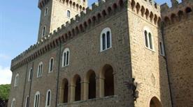 Castello Pasquini Fantasia - >Rosignano Marittimo