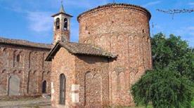 Pieve e Battistero di Velezzo XI sec. - >Semiana