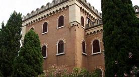 Castello San Pietro resti - >Verona