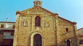 Chiesa di Santa Maria di Monte Oliveto - >Casali del Manco