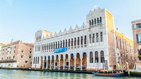 Fontego dei Turchi  - >Venecia