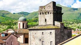 Fortezza di Castelnuovo - >Pontremoli