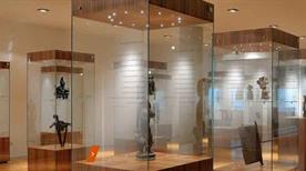 Museo  Africano - >Basella