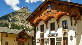 Museo Alpino Duca degli Abruzzi - >Courmayeur