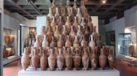 Museo Archeologico Regionale Eoliano - >Lipari