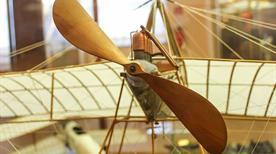 Museo Leonardiano - >Vinci