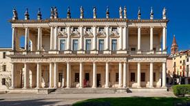 Palazzo Chiericati - >Vicenza