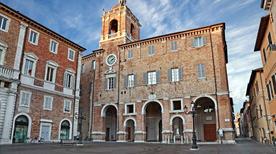 Palazzo Comunale - >Senigallia