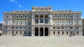 Palazzo del Governo - >Trieste