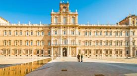 Palazzo Ducale - >Modena