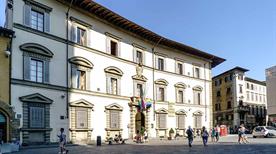Palazzo Guadagni - >Florenz