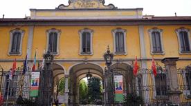Palazzo Trivulzio - >Milan