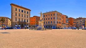 Piazza Grande - >Livourne