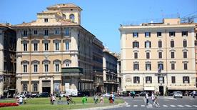 Piazza Venezia - >Roma