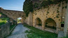 Porta San Felice - >Volterra