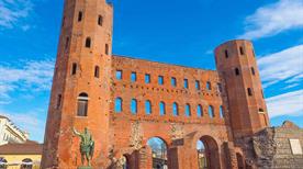 Porte Palatine - >Turin