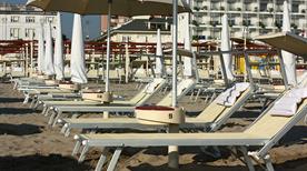 Spiaggia 76 - >Riccione