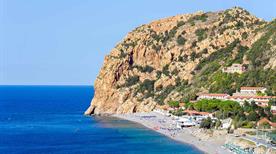 Spiaggia di Capo Calavà - >Gioiosa Marea