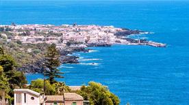 Spiaggia di Porticciolo Stazzo - >Acireale