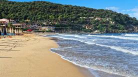 Spiaggia la Biodola - >Portoferraio