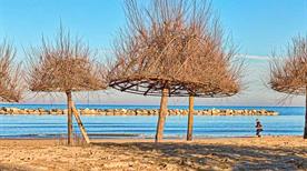Spiaggia libera delle Tamerici - >Cesenatico
