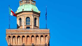 Torre Accursi (dell'Orologio) - >Bologne