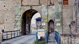 Torre e Porta di Cittadella - >Piacenza