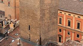Torre Scappi - >Bologne
