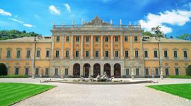 Villa Olmo - >Como